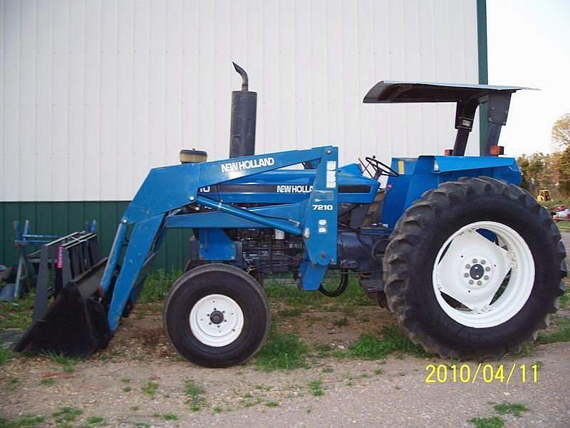 New Holland 7610S